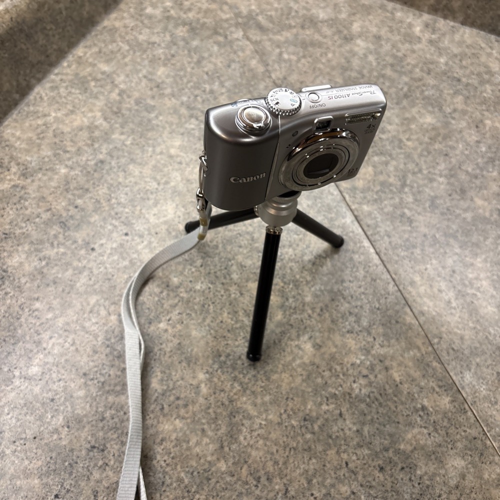 Canon PowerShot A1100 IS 12.1MP Digital Camera silver MINT COND+ Stand & Mem Car - Picture 13 of 13